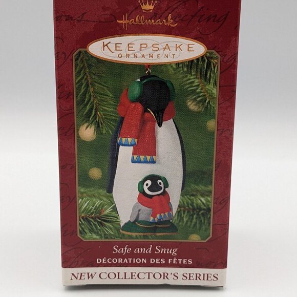 Hallmark Keepsake Safe and Snug 2001, 1st in Safe Snug Series Porcelain Ornament - Picture 8 of 11